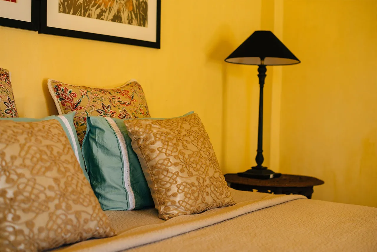 Tropical Villa Room